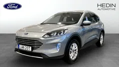 Grå (grey) Begagnad 2022 Ford Kuga Titanium SUV | 259 900 kr (Marknadspris)