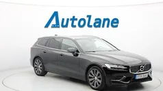 Black solid Begagnad 2022 Volvo V60 Kombi | 349 900 kr (Marknadspris)