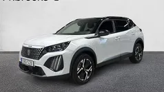 Vit Begagnad 2024 Peugeot 2008 GTi SUV | 249 900 kr (Marknadspris)