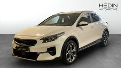 Vit (white) Begagnad 2022 Kia XCeed Advance SUV | 249 000 kr (Marknadspris)