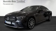 Grå (blue) Begagnad 2021 Mercedes E220 AMG Sportkupé | 449 900 kr (Marknadspris)