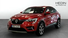 Mörkgrå Begagnad 2022 Renault Arkana Intens SUV | 209 800 kr (Marknadspris)