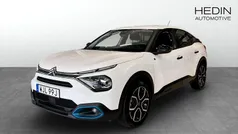 Vit (white) Begagnad 2022 Citroën e-C4 Feel Halvkombi | 199 800 kr (Marknadspris)