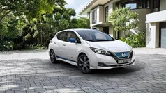 Begagnad 2023 Nissan Leaf Halvkombi | 174 900 kr (Superpris)