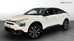 Vit Begagnad 2022 Citroën e-C4 Shine SUV | 219 900 kr (Marknadspris)