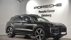 Begagnad 2025 Porsche Cayenne Turbo E-Hybrid SUV | 2 381 300 kr