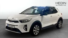 Vit (white) Begagnad 2021 Kia Stonic Advance SUV | 169 000 kr (Marknadspris)