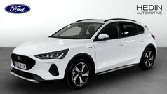 Vit (white) Begagnad 2024 Ford Focus Active Halvkombi | 224 900 kr (Marknadspris)