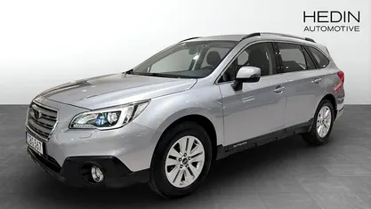 Begagnad Subaru Outback 150 HK (110 kW) 2015 Silver Kombi