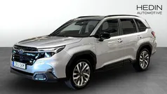 Grå (silver) Ny 2025 Subaru Forester SUV | 419 900 kr (Marknadspris)