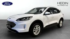 Vit (white) Begagnad 2022 Ford Kuga Titanium SUV | 269 900 kr (Marknadspris)
