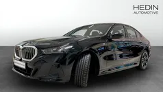 Begagnad 2025 BMW 530e M Sport Sedan | 628 700 kr (Superpris)