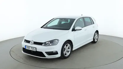 Begagnad 2016 VW Golf VII R-line Halvkombi | 146 000 kr (Bra pris)