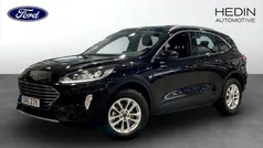 Svart (black) Begagnad 2022 Ford Kuga Titanium SUV | 244 900 kr (Bra pris)