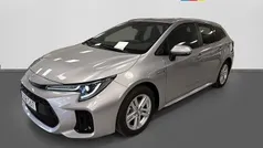 Silver metallic Begagnad 2023 Suzuki Swace Kombi | 299 900 kr (Lite dyr)