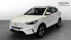 Vit (white) Begagnad 2022 MG ZS Luxury Sedan | 249 000 kr (Bra pris)
