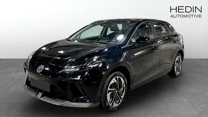 Svart Begagnad 2024 MG MG4 EV Halvkombi | 307 900 kr (Marknadspris)