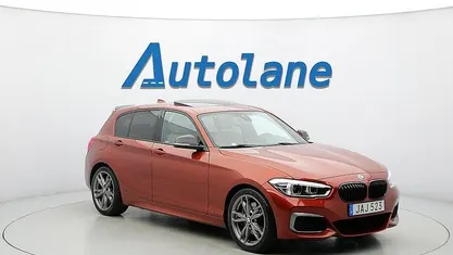Sunset orange Begagnad 2018 BMW M140 M Performance Halvkombi | 379 900 kr (Marknadspris)