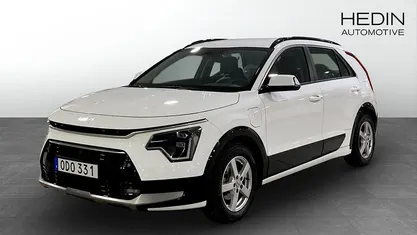 Vit Begagnad 2022 Kia Niro SUV | 299 900 kr (Marknadspris)