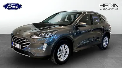 Grå Begagnad 2022 Ford Kuga Business Edition SUV | 284 900 kr (Marknadspris)
