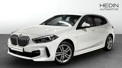 Vit Begagnad 2020 BMW 118 M Sport Halvkombi | 249 700 kr (Marknadspris)