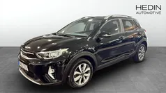 Svart Begagnad 2023 Kia Stonic Advance SUV | 199 900 kr (Marknadspris)