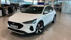 Begagnad 2023 Ford Focus Active Halvkombi | 274 900 kr