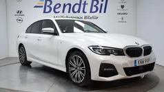 Grå Begagnad 2020 BMW 330e M Sport Sedan | 294 500 kr (Marknadspris)
