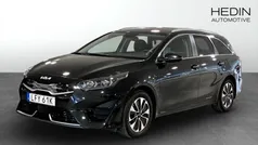 Svart (black) Begagnad 2022 Kia Ceed Sportswagon Advance Kombi | 234 900 kr (Marknadspris)
