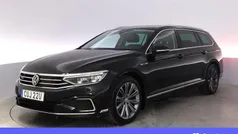 Svart Begagnad 2019 VW Passat Executive Kombi | 249 900 kr (Marknadspris)