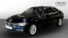 Blå (blue) Begagnad 2015 BMW 320 Luxury Line Sedan | 208 700 kr (Marknadspris)