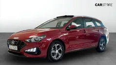 Röd (red) Begagnad 2022 Hyundai i30 Essential Kombi | 199 900 kr