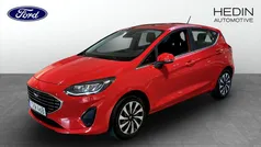 Röd (red) Begagnad 2022 Ford Fiesta Titanium Halvkombi | 164 900 kr (Marknadspris)