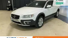 Vit Begagnad 2016 Volvo XC70 Momentum SUV | 188 000 kr (Marknadspris)
