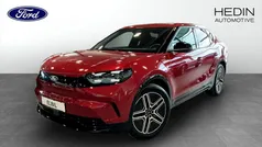 Röd (red) Begagnad 2025 Ford Capri Premium Halvkombi | 719 600 kr