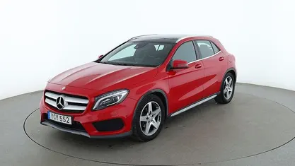 Röd Begagnad 2016 Mercedes GLA200 AMG SUV | 168 000 kr (Superpris)