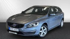 Ljusblå Begagnad 2018 Volvo V60 Standard Kombi | 209 900 kr (Bra pris)