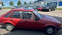 Röd Begagnad 1984 Ford Escort Halvkombi | 85 000 kr