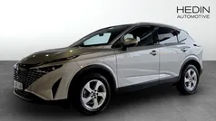 Svart Begagnad 2024 Nissan Qashqai N-Connecta SUV | 319 900 kr (Marknadspris)