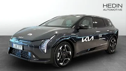 Begagnad Kia EV4 GT-Line 150 kW (204 HK) 2026 Svart Halvkombi