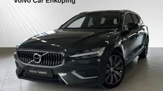 Grå Begagnad 2022 Volvo V60 Kombi | 369 900 kr (Marknadspris)