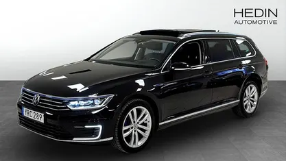 Begagnad VW Passat GTE 116 HK (85 kW) 2018 Svart Kombi