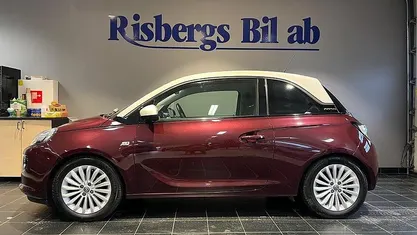 Röd Begagnad 2015 Opel Adam Halvkombi | 77 900 kr