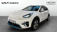 Vit (white) Begagnad 2022 Kia e-Niro 2 SUV | 304 900 kr (Marknadspris)