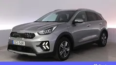 Grå Begagnad 2021 Kia Niro Advance SUV | 262 900 kr (Marknadspris)