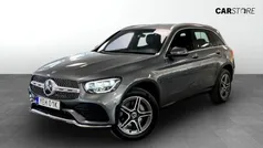 Grå Begagnad 2022 Mercedes GLC300e AMG SUV | 384 900 kr (Superpris)