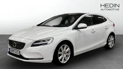 Begagnad Volvo V40 Inscription 245 HK (180 kW) 2017 Halvkombi
