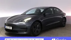 Begagnad 2022 Tesla Model 3 Standard Range Plus Sedan | 289 900 kr (Bra pris)