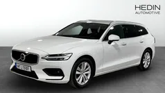 Vit (white) Begagnad 2020 Volvo V60 Momentum Kombi | 244 900 kr (Marknadspris)