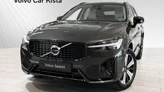 Grå Begagnad 2025 Volvo XC60 Plus SUV | 599 900 kr (Marknadspris)